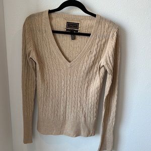 Camel color Cashmere Ezra Fitch cable Sweater. Size medium
